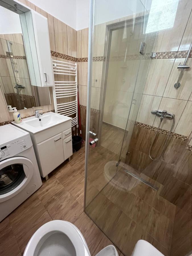 Albi Apartman Сегед Екстериор снимка